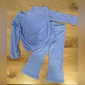 Cozy Violet Ribbed Two-Piece Lounge Set Size 3T